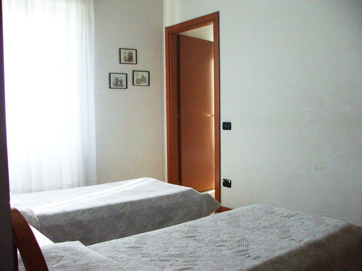 Hotel Ponte Autostrada เซริอาเต ภายนอก รูปภาพ
